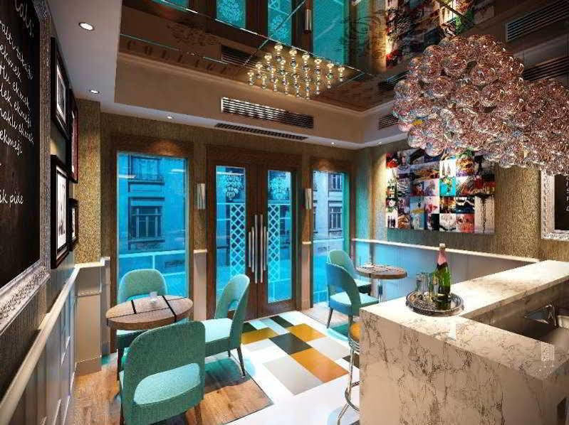 Collage Taksim Hotel Istanboel